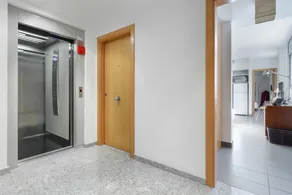 Apartamentos Cornellalux - Entrée intérieure