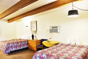 I-84 Motor Inn - Rum