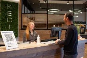 KEDI Hotel Papenburg - Rezeption