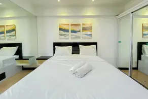 Comfortable Stay Studio At Kebagusan City Apartment - Zimmer