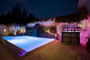 Jade 735 - Pool