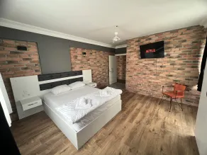 Karaca Suite - Rom