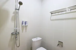 the umah pandawa 1 homestay & villas - Baño