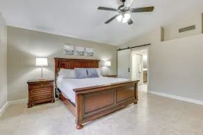 Pool, Hot Tub & Golf Course View: Glendale Oasis! - Interiör