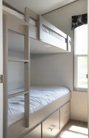 Vine Ridge Resort - Cottages - Room