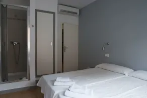 Hostal Ripoll Ibiza - Chambre
