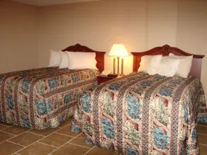 Lake Grassy Inn & Suites - Værelse
