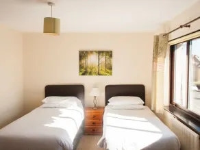 Alban and Abbey House - Habitación