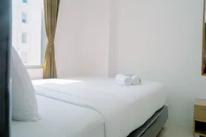 2BR Fully Furnished Minimalist Bassura City Apartment By Travelio - Zimmer