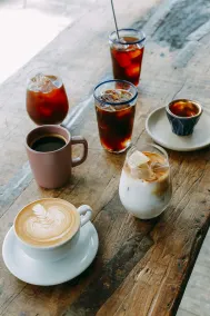 AIEN Coffee & Hostel - Restaurant