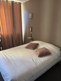 Logis Hotel L'ange Couronne - Zimmer
