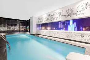 Ramada Encore by Wyndham Queretaro - Piscine