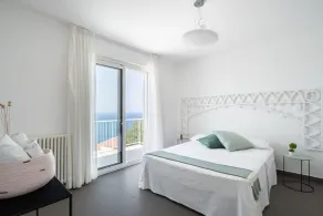 Villas d'Orlando - with private pool and sea view - Zimmer
