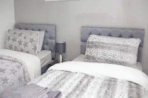 The Grey Mansion - Room