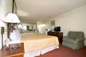Key West Inn - Newport News - Room