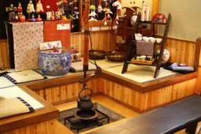 Mogamiya Ryokan - Coin salon dans le hall