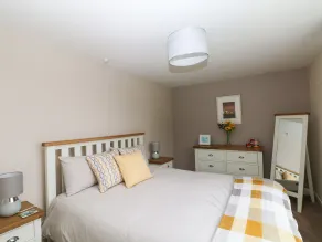Trevore Farmhouse - Room