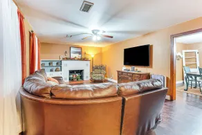 < 1 Mi to Main St Berryville: Spacious Family Home - Innenbereich