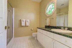 30 Ocean Point - Bathroom