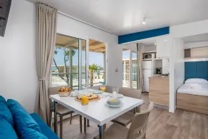 Mobile Homes Camping Omišalj - Opções para refeição no quarto