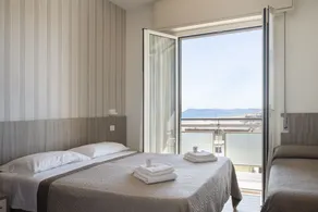 Hotel Centrale Miramare - Chambre