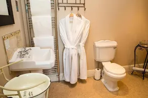 Hotel Victoria - Bathroom