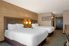Comfort Inn & Suites Calgary Airport - North - Zimmer
