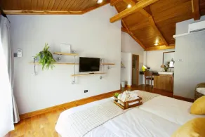 Yellow Pillow village - Room