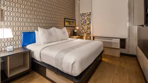 GLō Best Western Brooklyn NYC - Rom