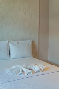 Hotel MID Project - Room