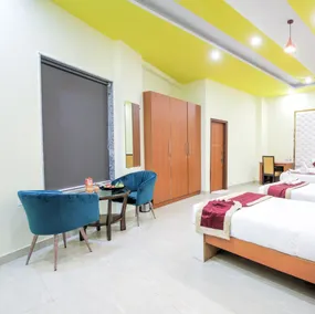 Twin Towers - Room