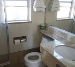 Travelers Beach Inn - Salle de bain