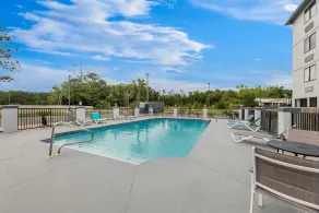 Spark by Hilton Biloxi Ocean Springs - Piscine