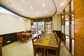 Misty Hills - Restaurant