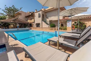 Erato Hotel - Pool