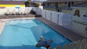 Amelia's Landing - Piscine