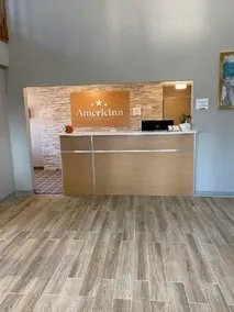AmericInn by Wyndham Williamsburg - Hall
