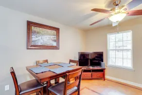 3 Mi to Greers Ferry Lake: Home w/ Screened Patio - Innenbereich
