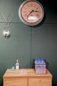 Huzi Room - Coin salon dans le hall