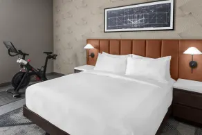 DoubleTree by Hilton Dayton Fairborn - Chambre