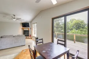 Lakefront Family Home 13 Mi From Gateway Arch! - Innvendig