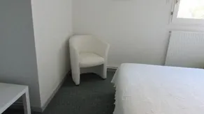 Hôtel Bon Repos - Room