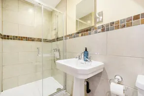 The Dairy - Bathroom