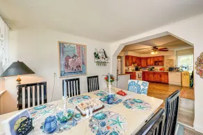 Powers Lake Home w/ Patio - 9 Mi to Lake Geneva! - Interiør