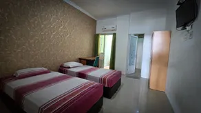 Omah Manahan - Room