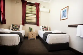 Esk Grand Hotel - Room
