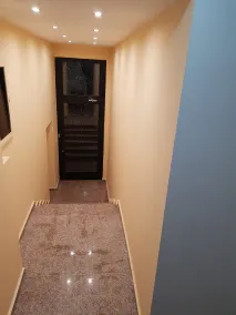 Twain Apart&Rooms - Interior entrance