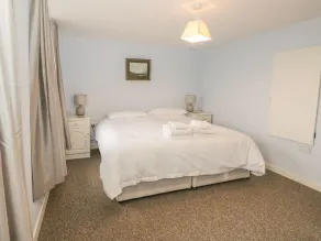 2 Park Nook Close - Zimmer
