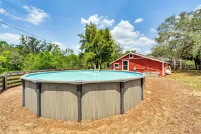 Artsy Bungalow on St Anne Lake: Pool, Dock & Deck - Interiør