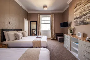The Cumberland - Quarto